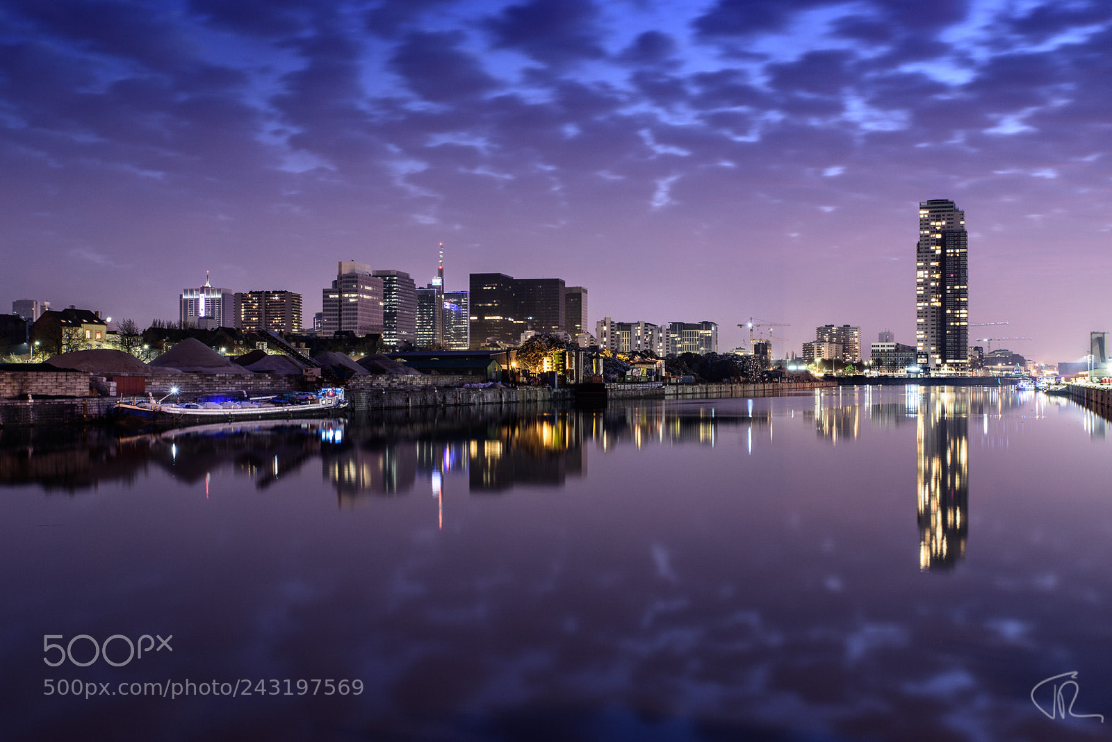 Nikon D810 sample photo. Brussels at dusk photography