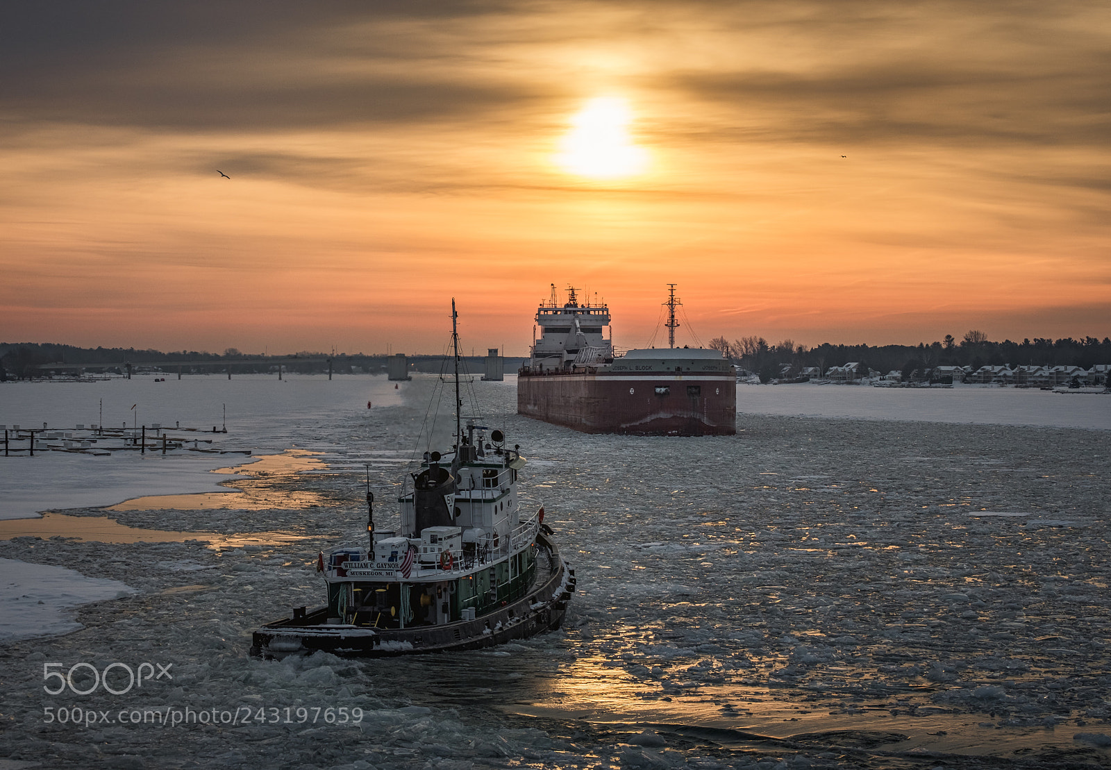 Fujifilm X-T20 sample photo. Waterfront sunrise photography