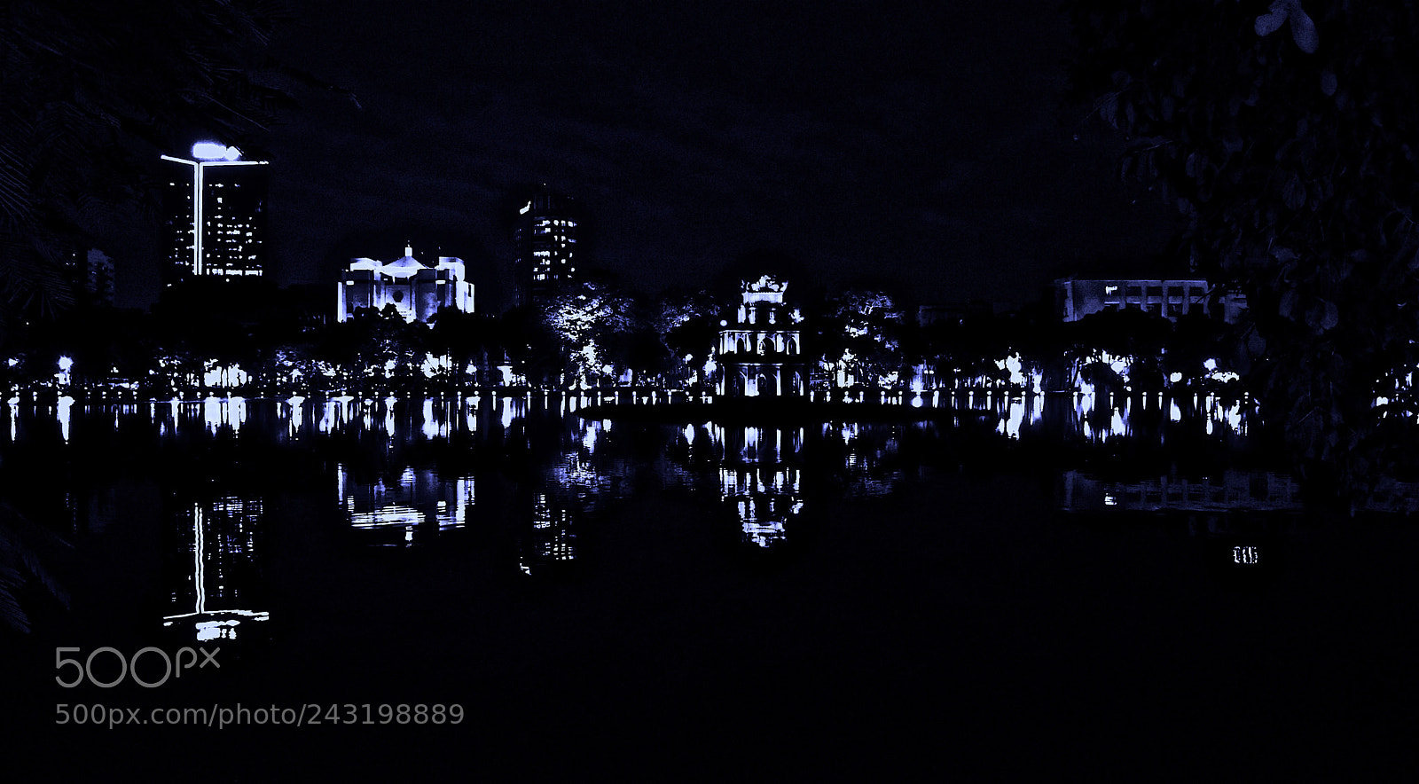 Nikon D7200 sample photo. Lights photography