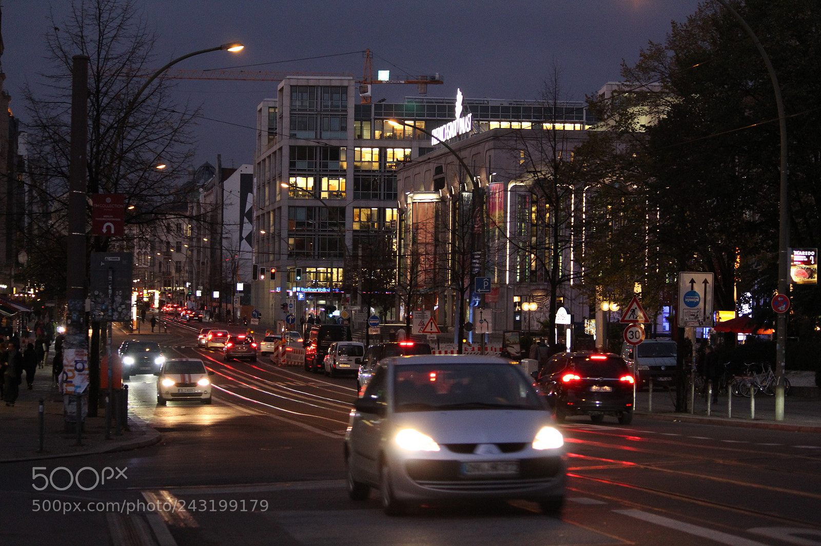Canon EF-S 55-250mm F4-5.6 IS II sample photo. One night photography