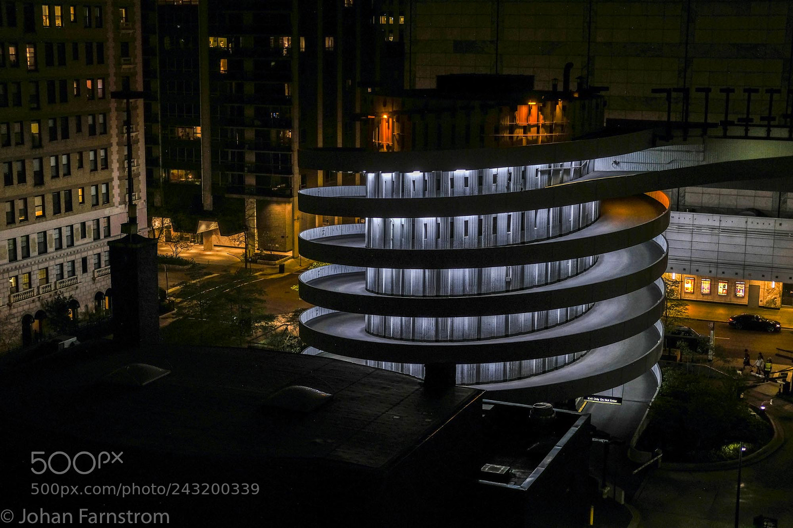 Fujifilm X-Pro2 sample photo. Night parking photography