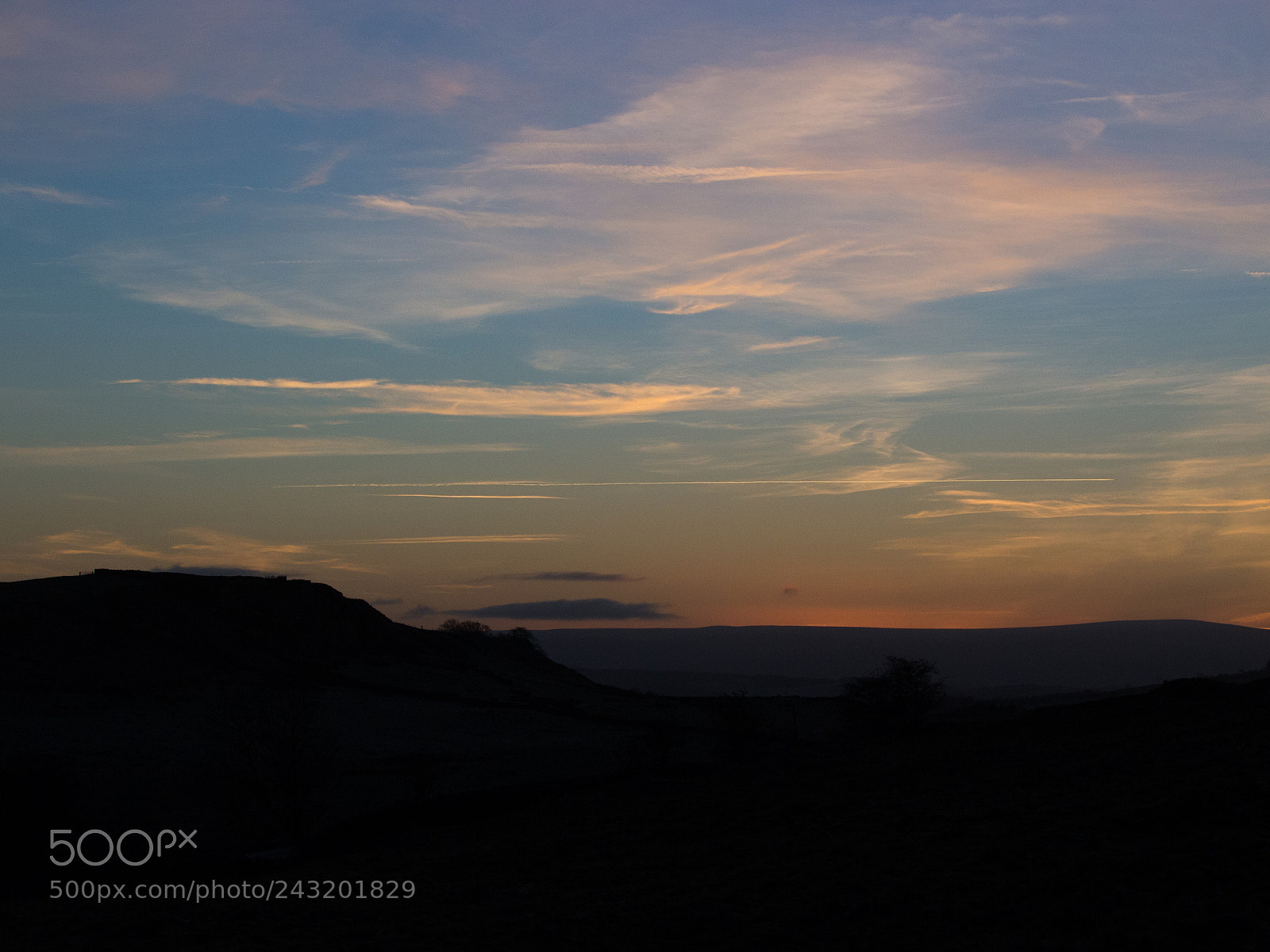 Canon EOS 100D (EOS Rebel SL1 / EOS Kiss X7) sample photo. Sunset sky over hills photography