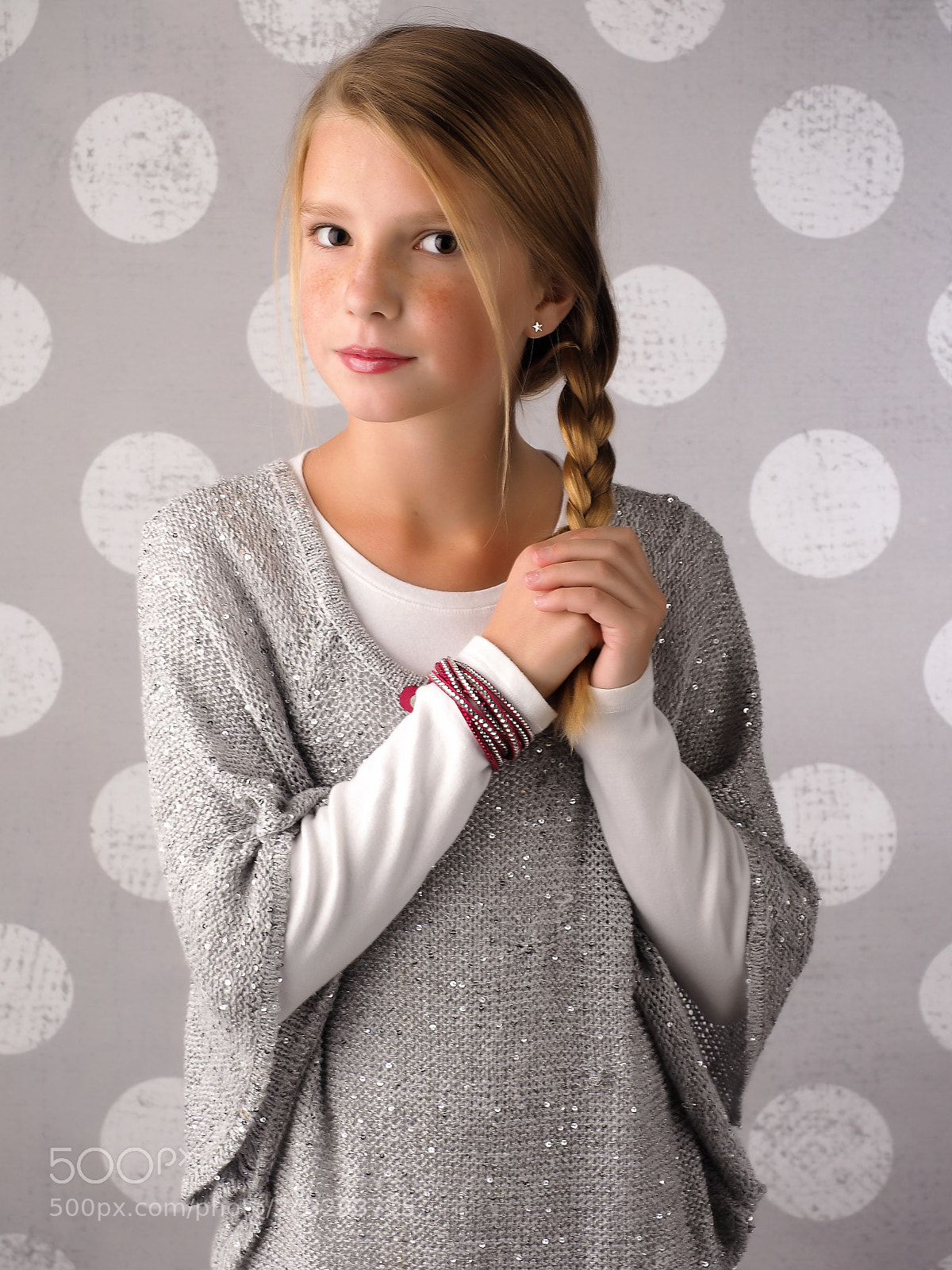 Olympus OM-D E-M1 Mark II sample photo. Tween photo fashion photography
