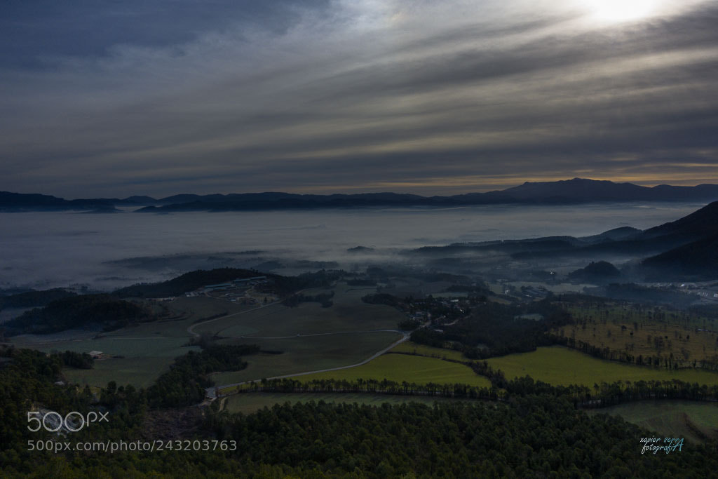 Sony Cyber-shot DSC-RX100 IV sample photo. Landscape with fog photography
