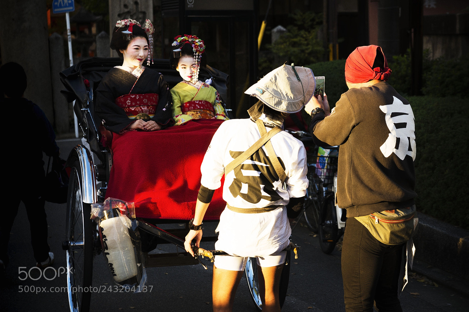 Nikon D610 sample photo. Pics of a geiko photography
