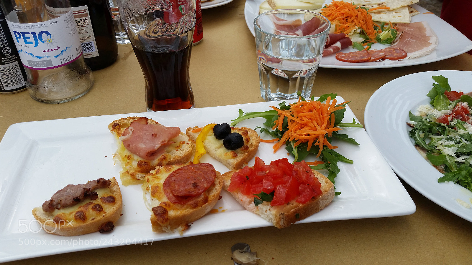 Samsung Galaxy S5 sample photo. But first, lunch photography