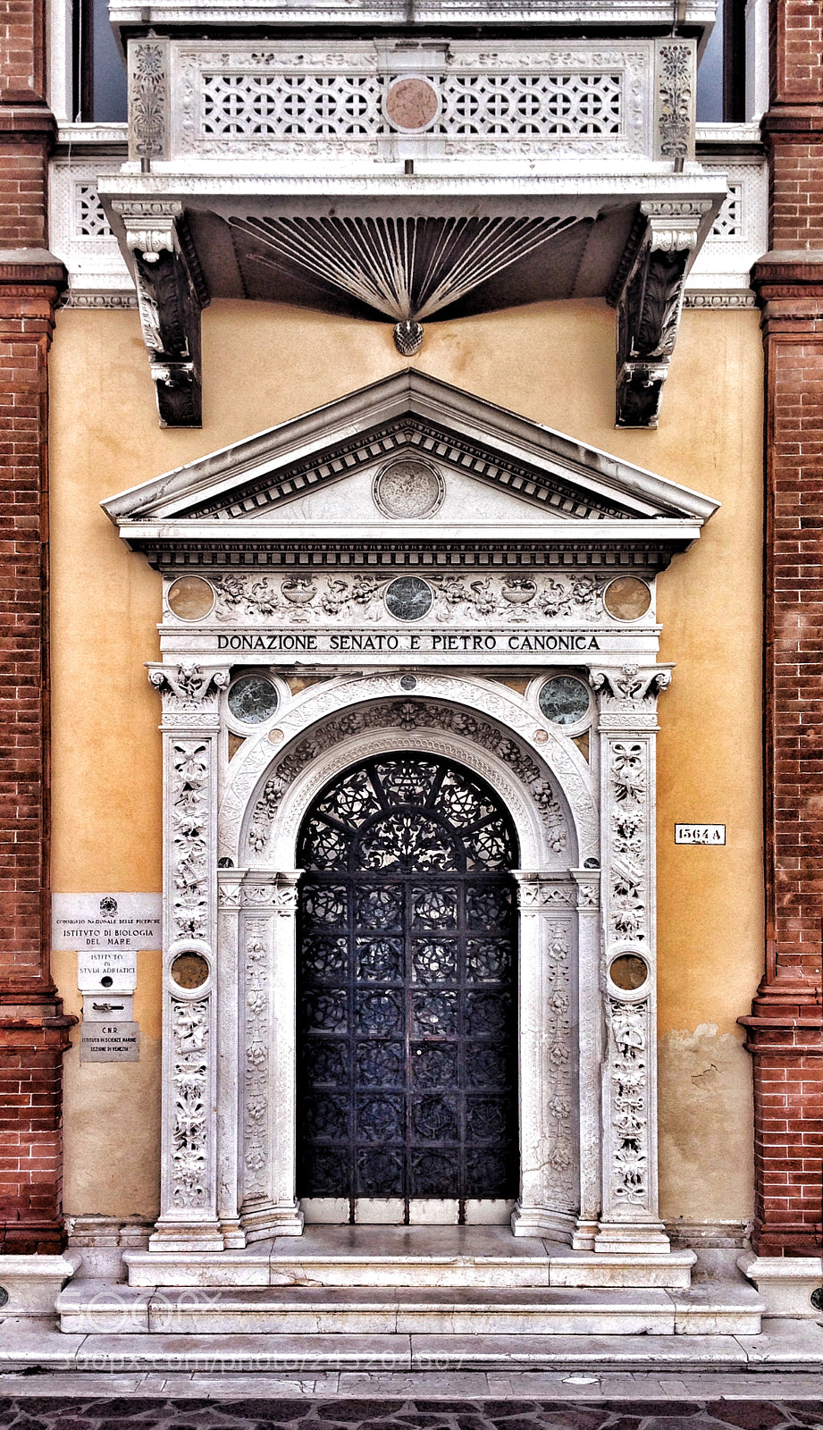 Apple iPhone 5 sample photo. Old glamour of venice photography