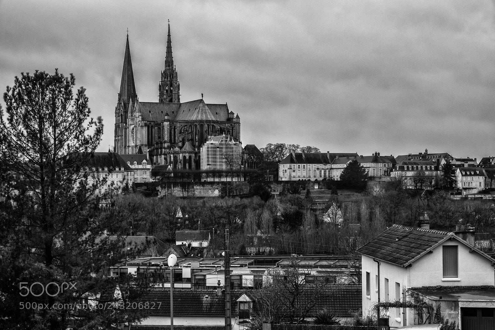 Fujifilm X-T20 sample photo. Chartes' cathedral 1 photography