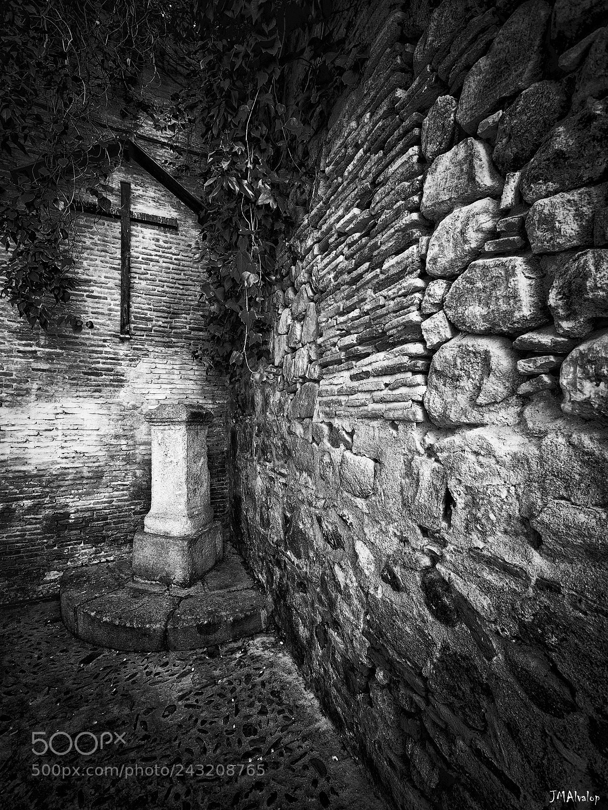 Olympus OM-D E-M5 II sample photo. Rincones de toledo photography