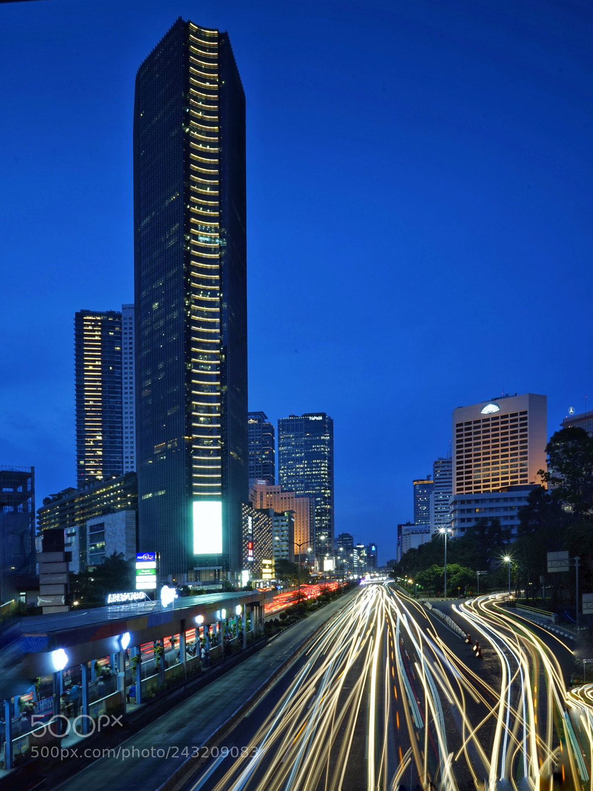 Sony a7 sample photo. City and the skycrapers photography
