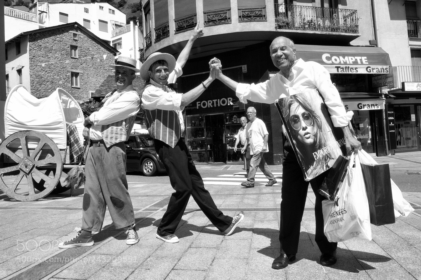 Nikon 1 V1 sample photo. E photography
