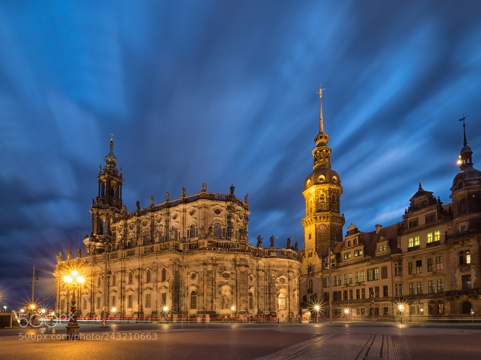 Olympus OM-D E-M5 II sample photo. Dresden photography