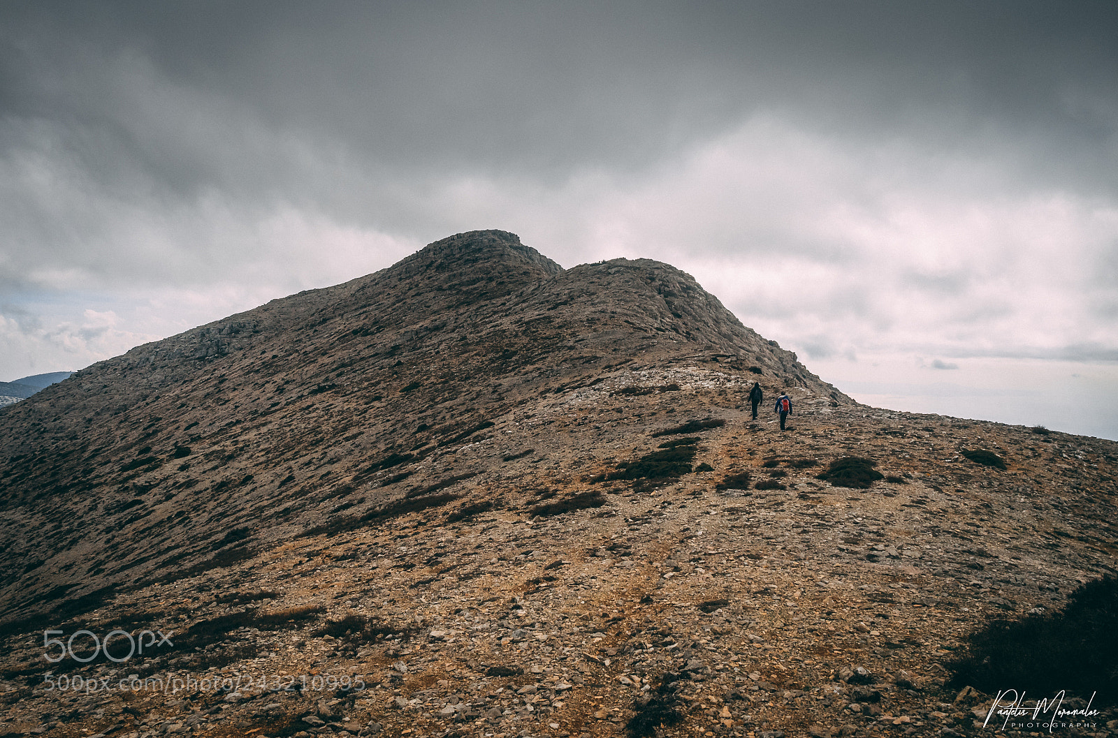 Olympus OM-D E-M1 sample photo. The climb photography