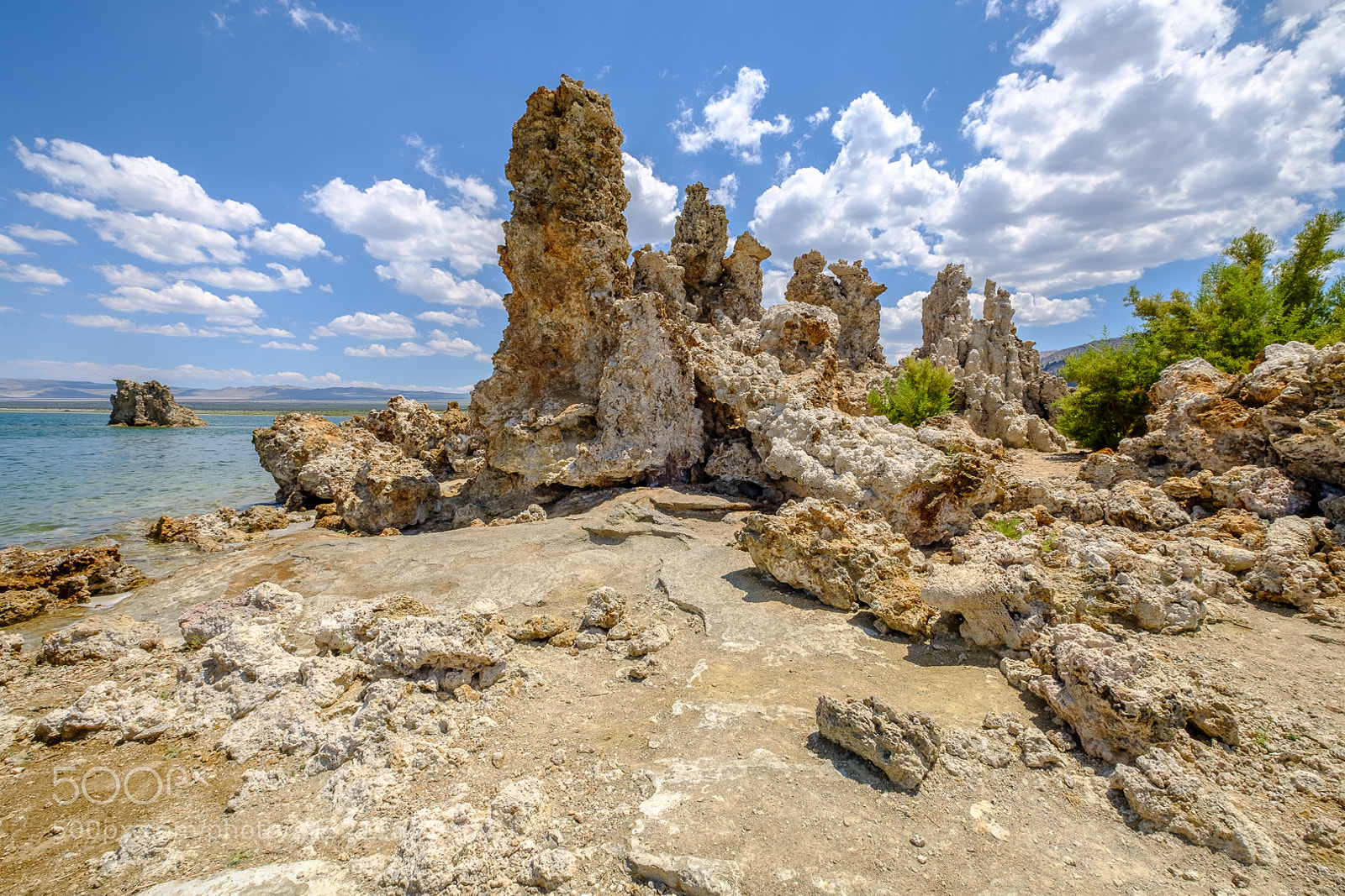 Fujifilm X-T20 sample photo. Lake rocks photography