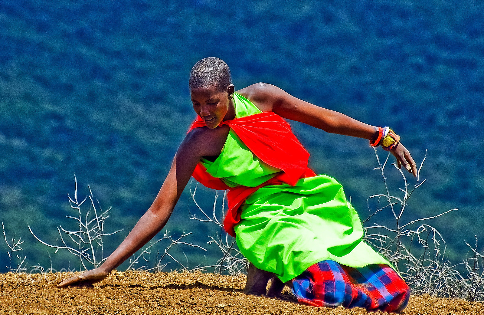 Pentax *ist D sample photo. Maasai woman. photography