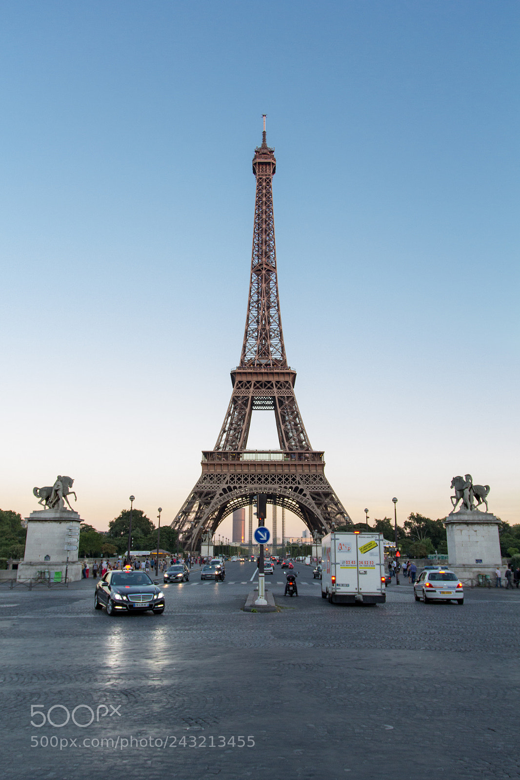 Canon EOS 60D sample photo. Eiffel at dusk photography