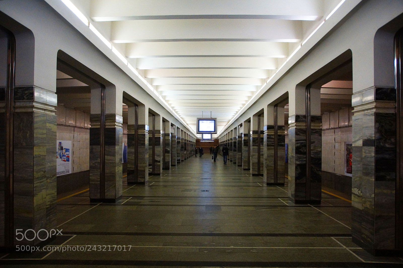 Sony SLT-A77 sample photo. Metro station academy of photography