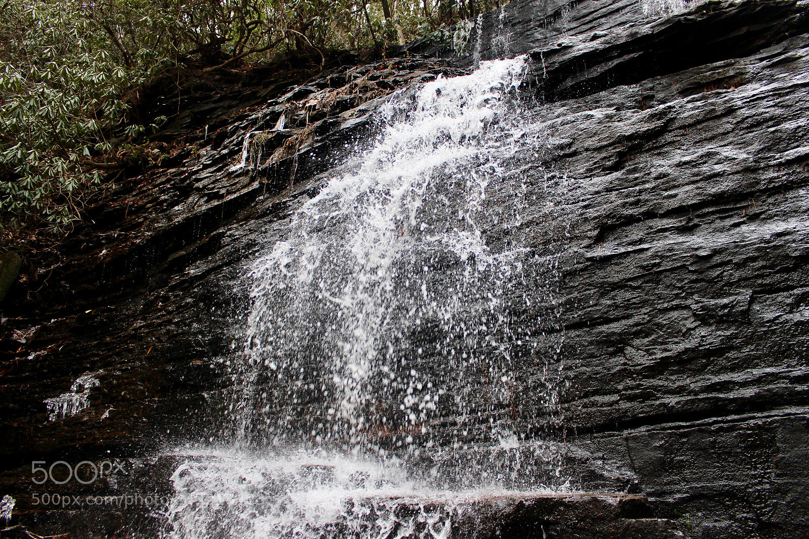 Canon EOS 700D (EOS Rebel T5i / EOS Kiss X7i) sample photo. Falling water photography