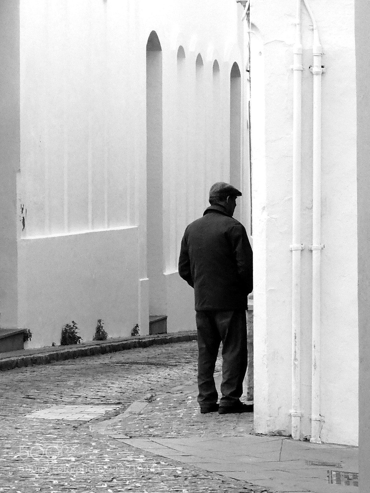 Olympus OM-D E-M5 sample photo. Back & white photography