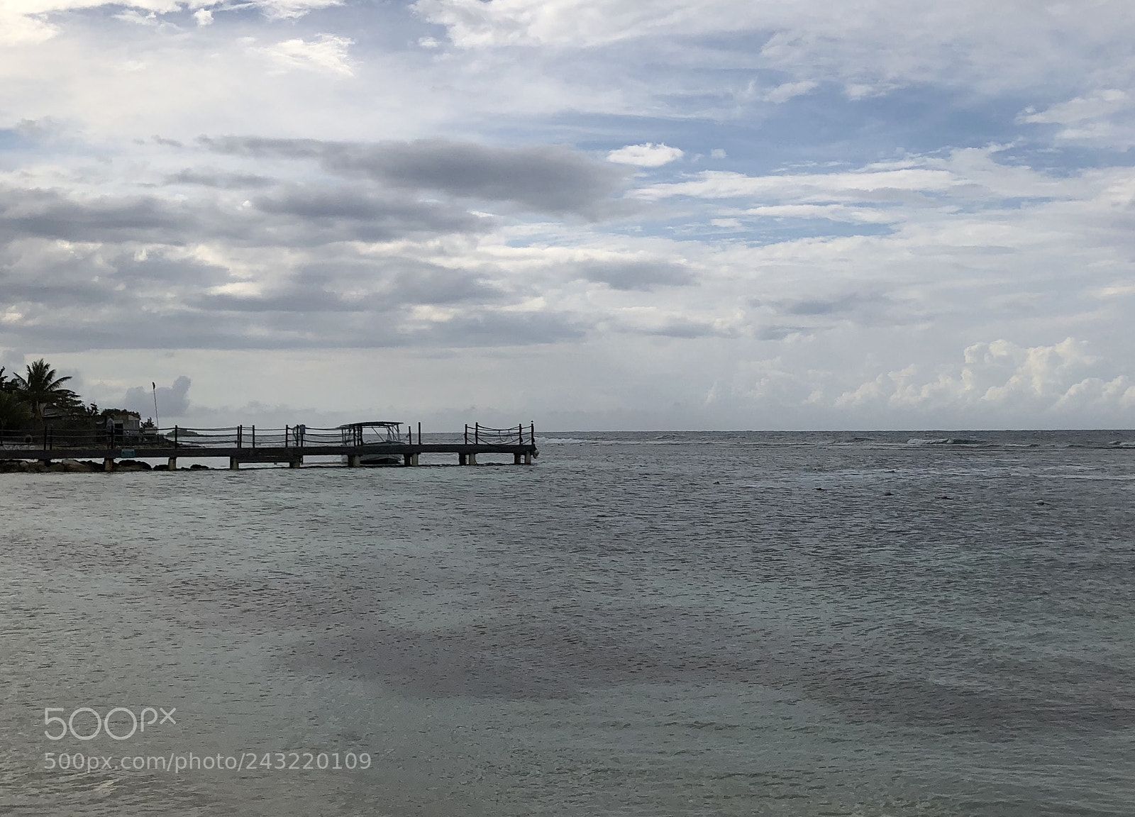 Apple iPhone 8 Plus sample photo. Caribbean afternoon photography