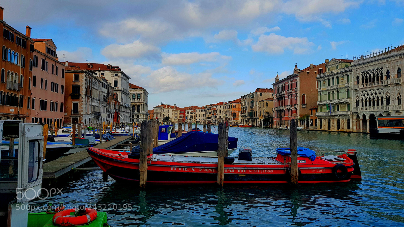 Samsung Galaxy S8 sample photo. Venezia rialto photography