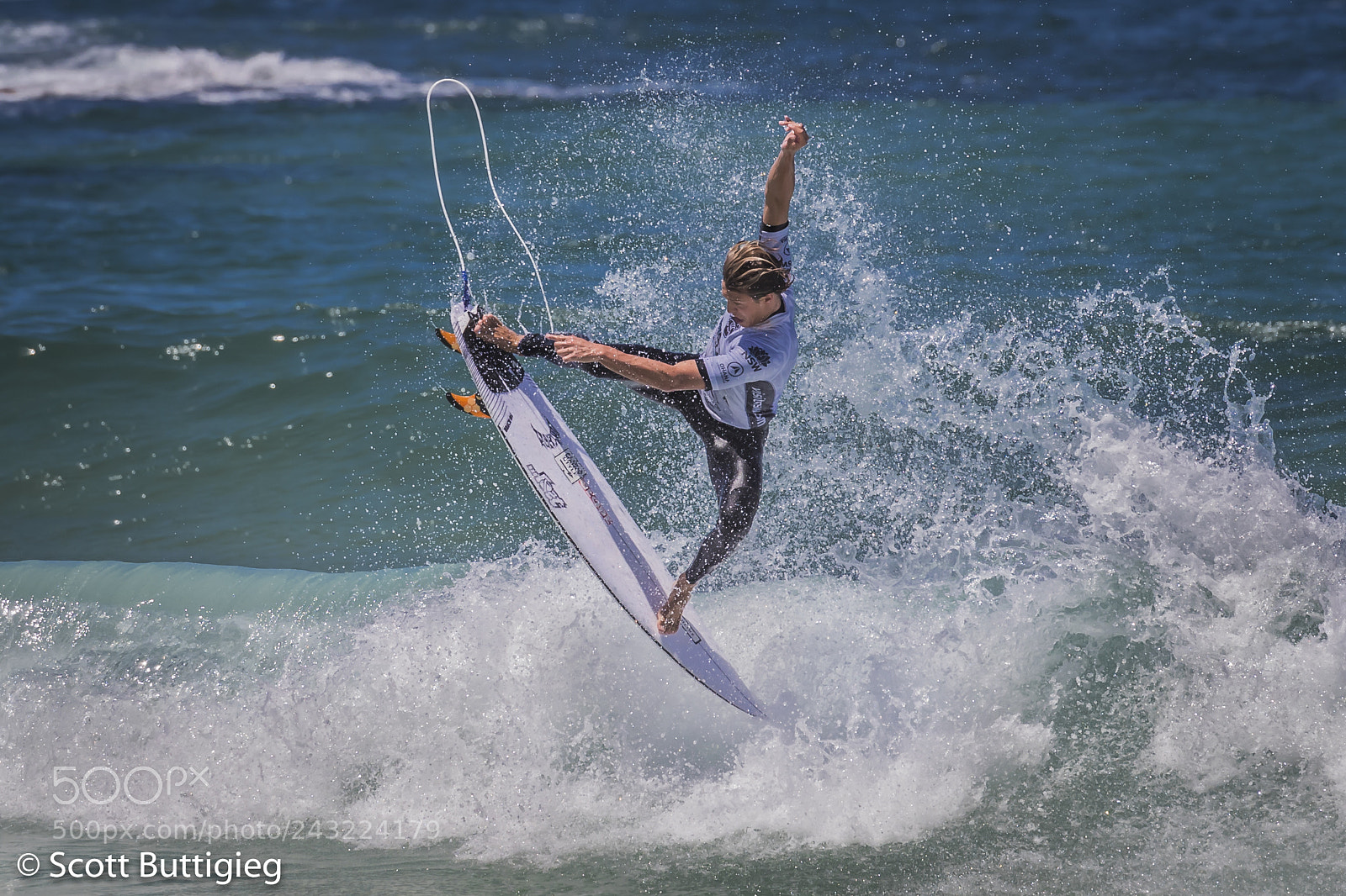 Canon EOS-1D X Mark II sample photo. Hang ten photography