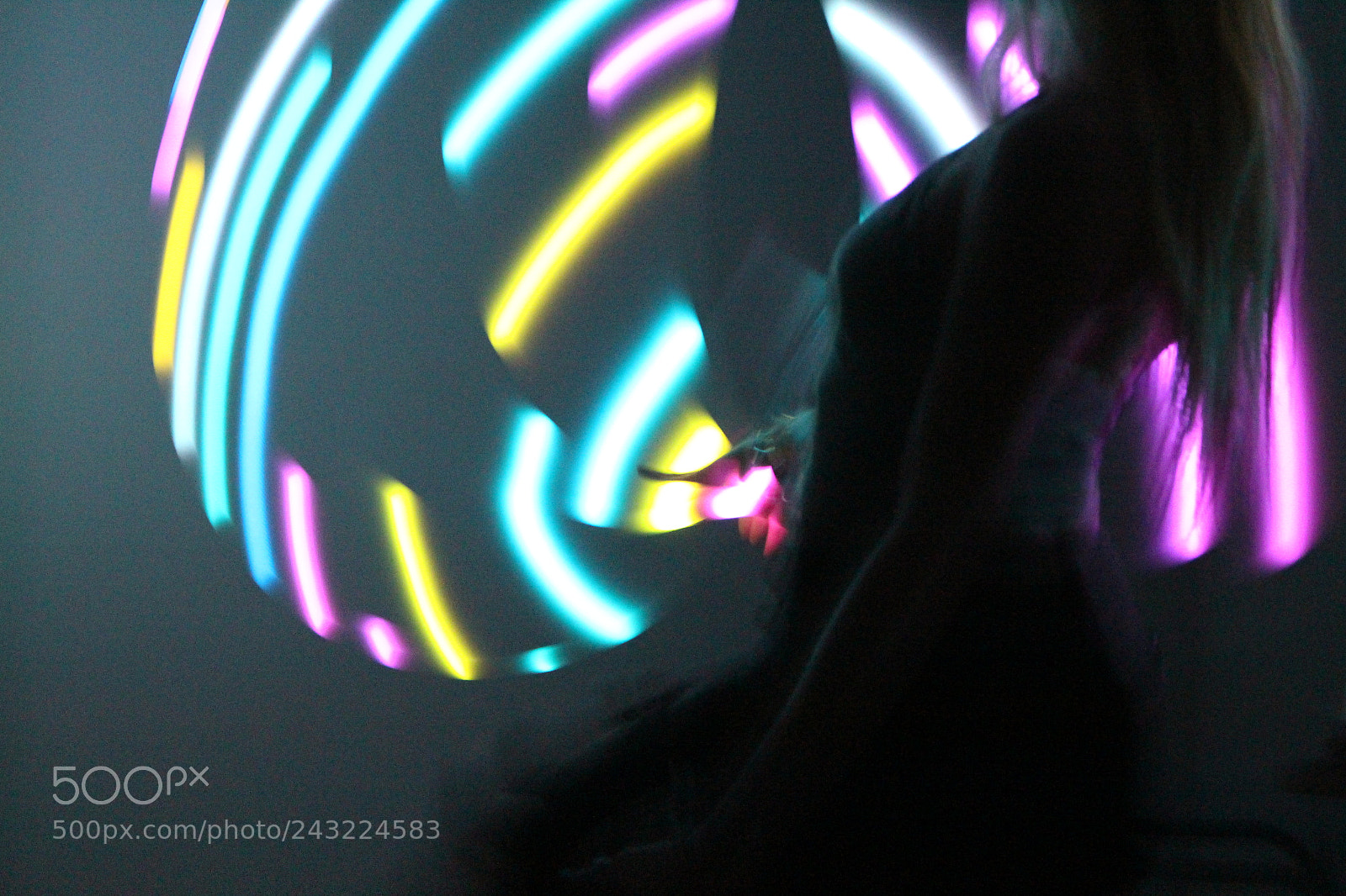 Canon EOS 700D (EOS Rebel T5i / EOS Kiss X7i) sample photo. Raving with an led photography
