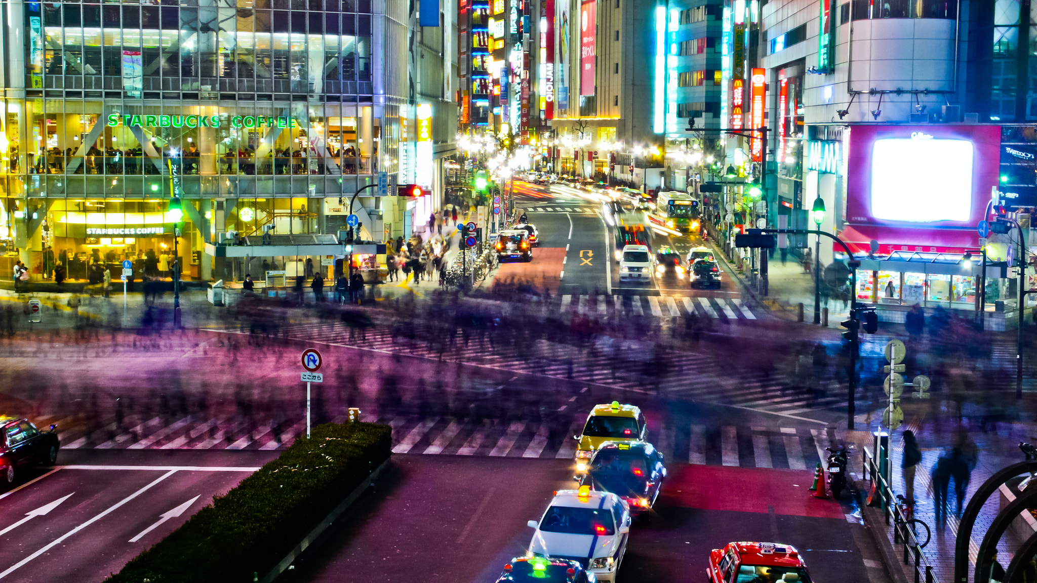 Leica D-LUX 3 sample photo. Shibuya crossing photography