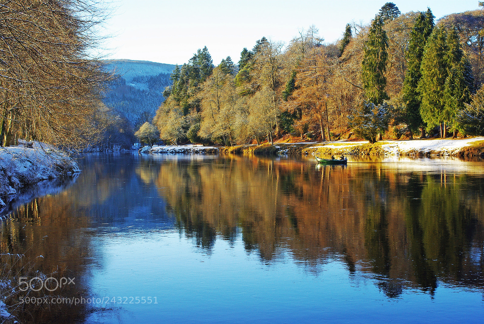 Pentax K200D sample photo. Winter on the river photography