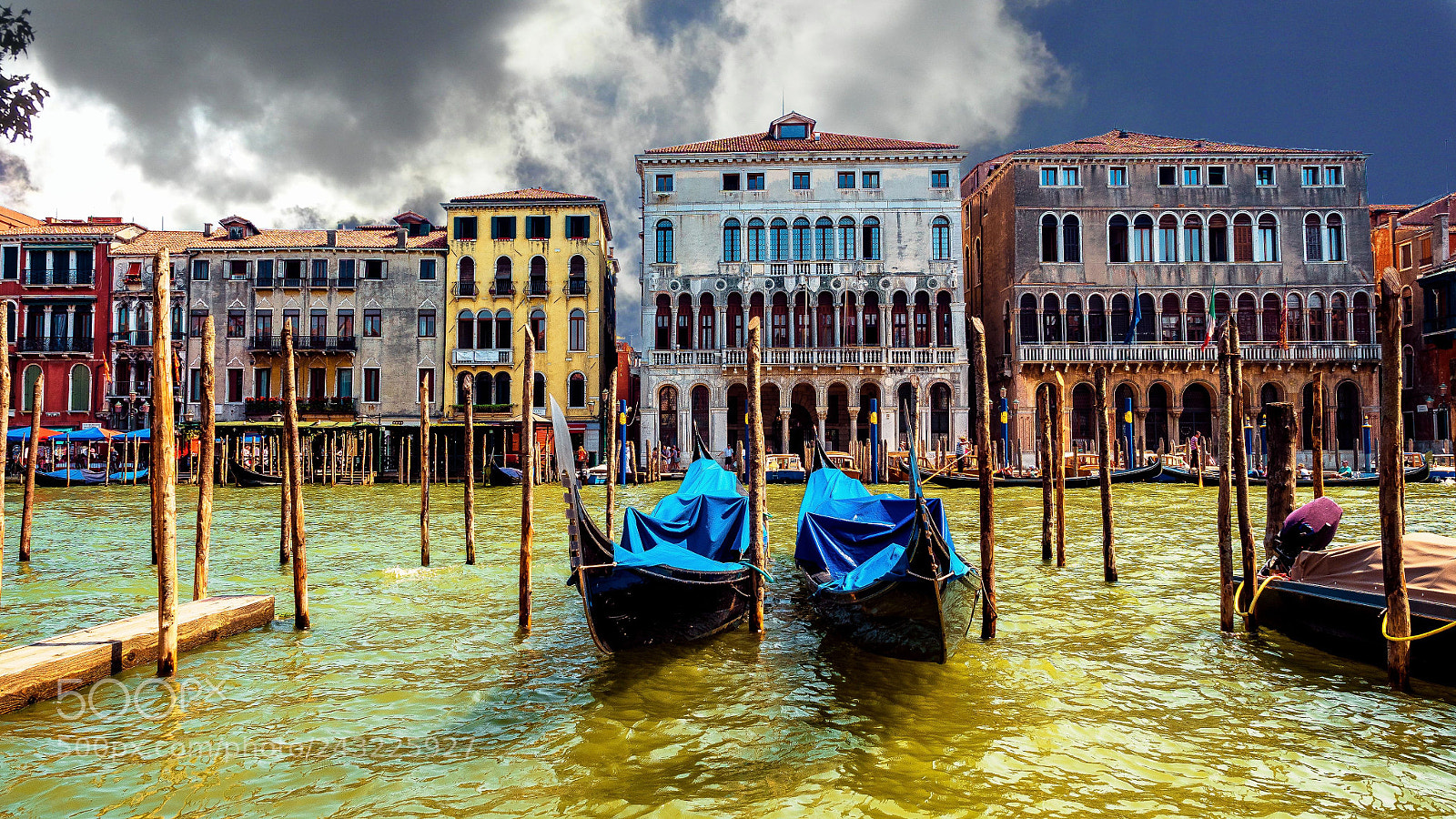 Olympus OM-D E-M5 II sample photo. Venice photography