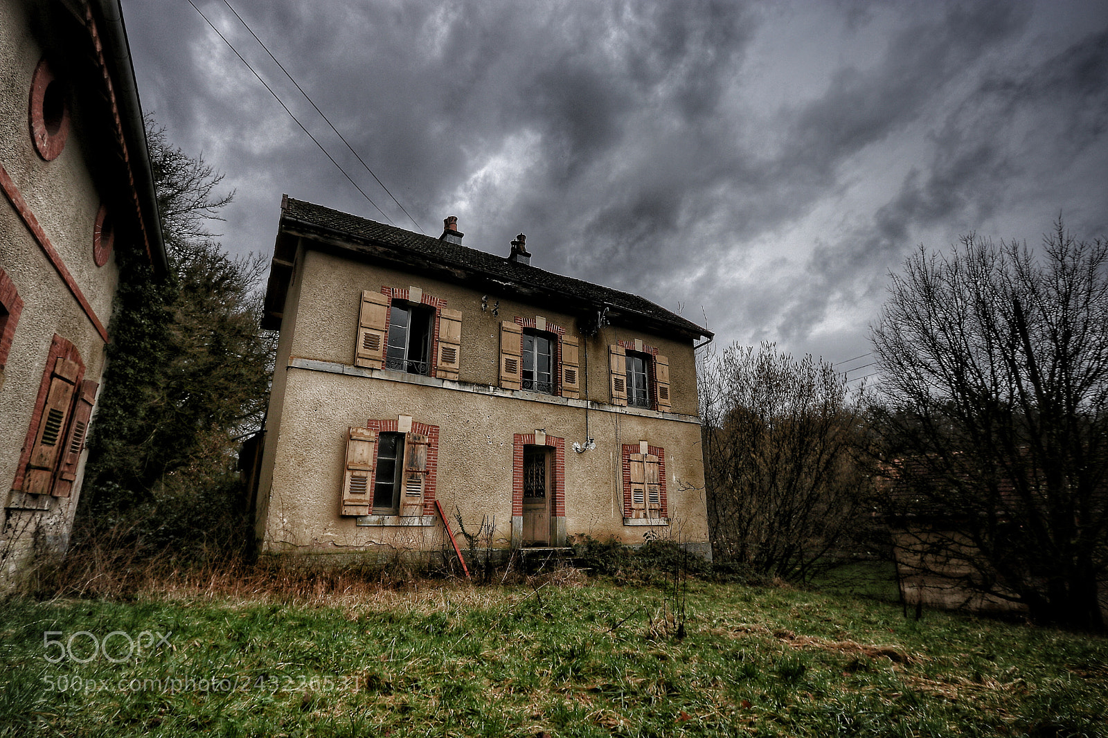 Canon EOS 80D sample photo. Abandoned house in france photography