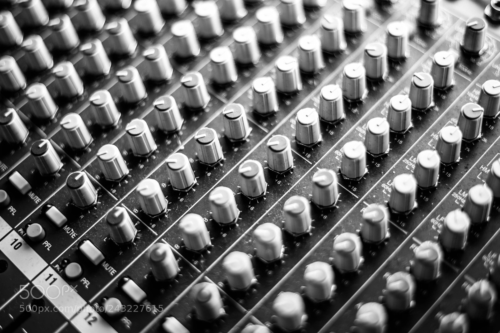 Nikon D610 sample photo. The hidden notes photography