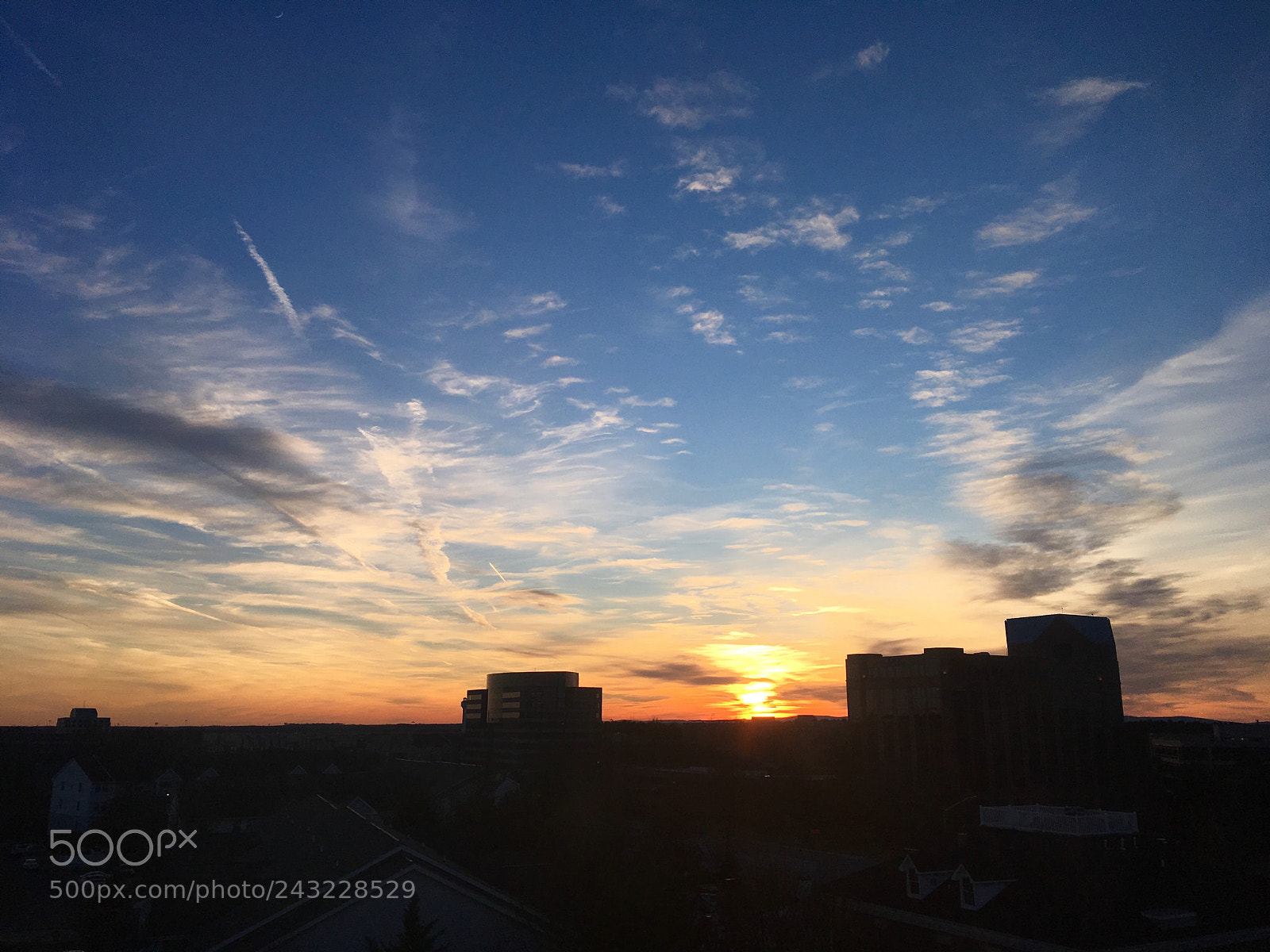 Apple iPhone SE sample photo. Urbanscape dulles photography