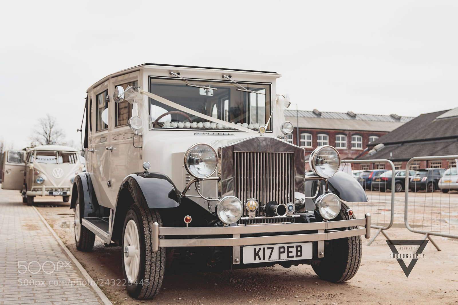 Canon EOS 77D (EOS 9000D / EOS 770D) sample photo. Classic car photography
