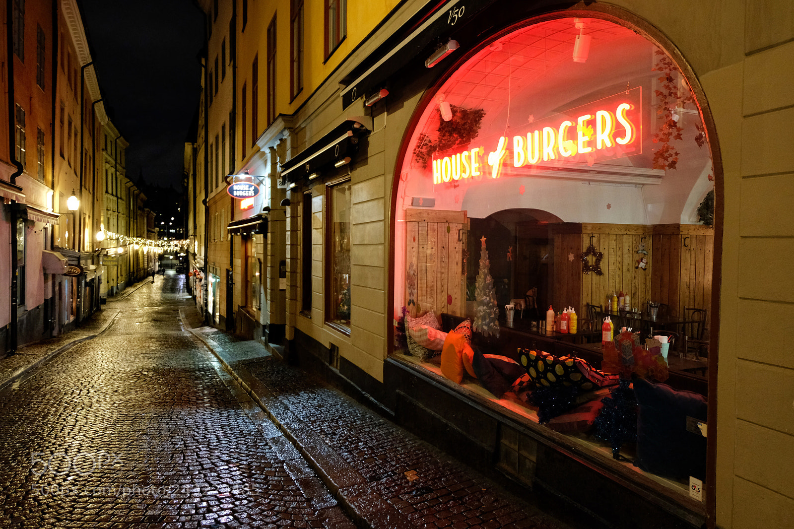 Fujifilm X-T20 sample photo. The empty streets of photography