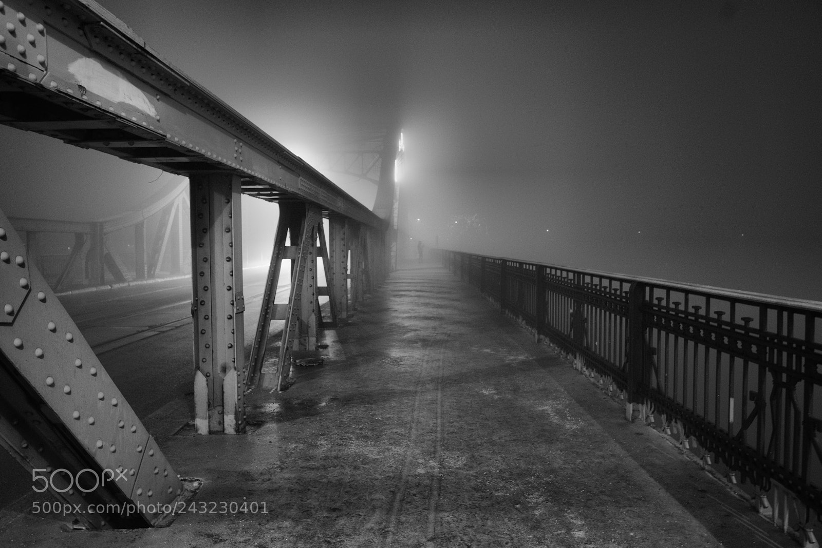 Sony a7R III sample photo. Pilsudski's bridge photography