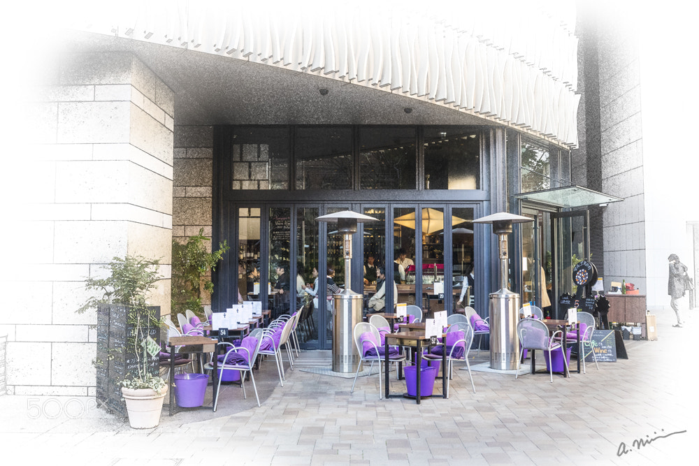 Canon EOS M3 sample photo. A cafe in marunouchi photography