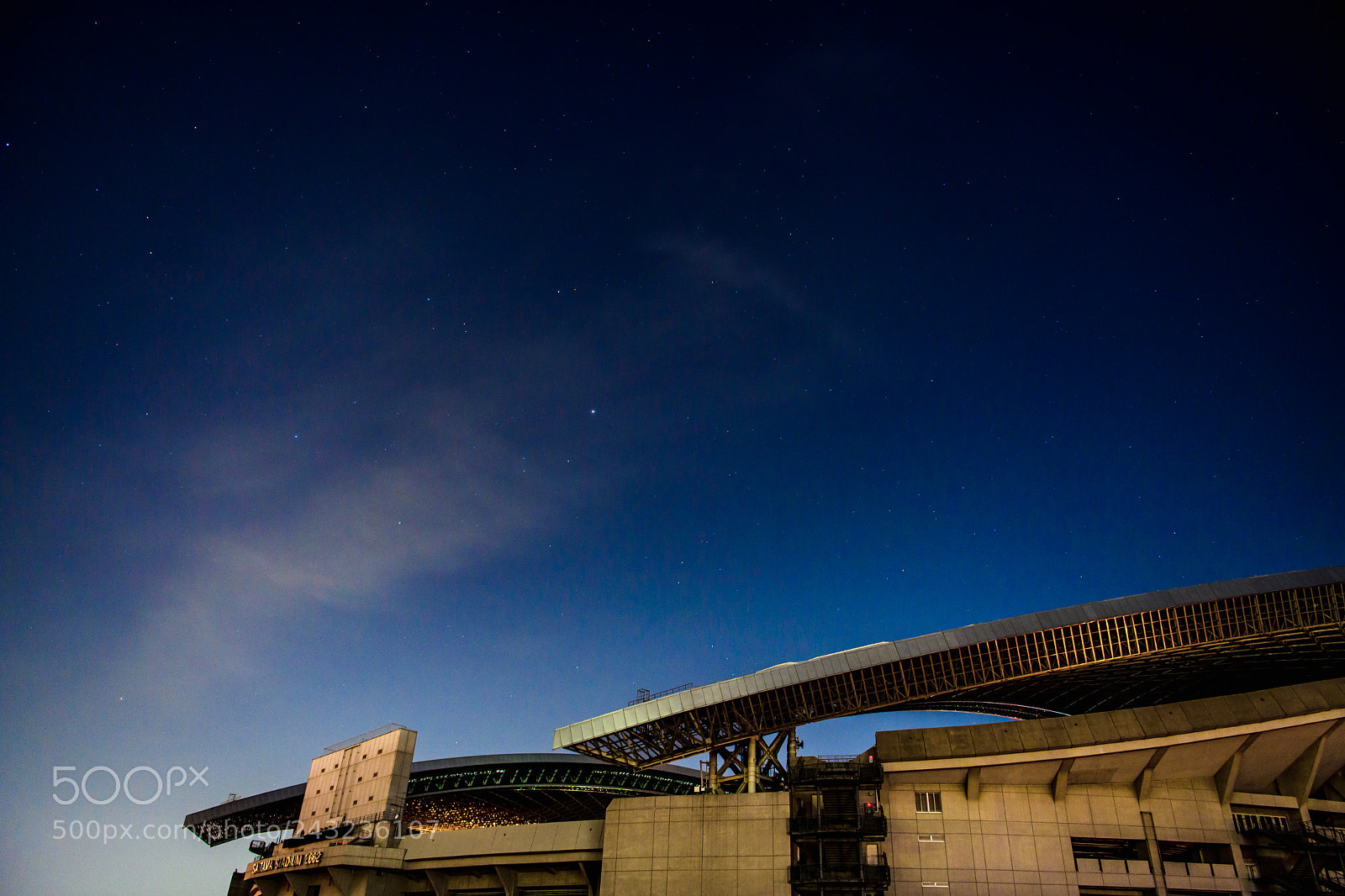 Nikon D5 sample photo. Shining stars and soccer photography
