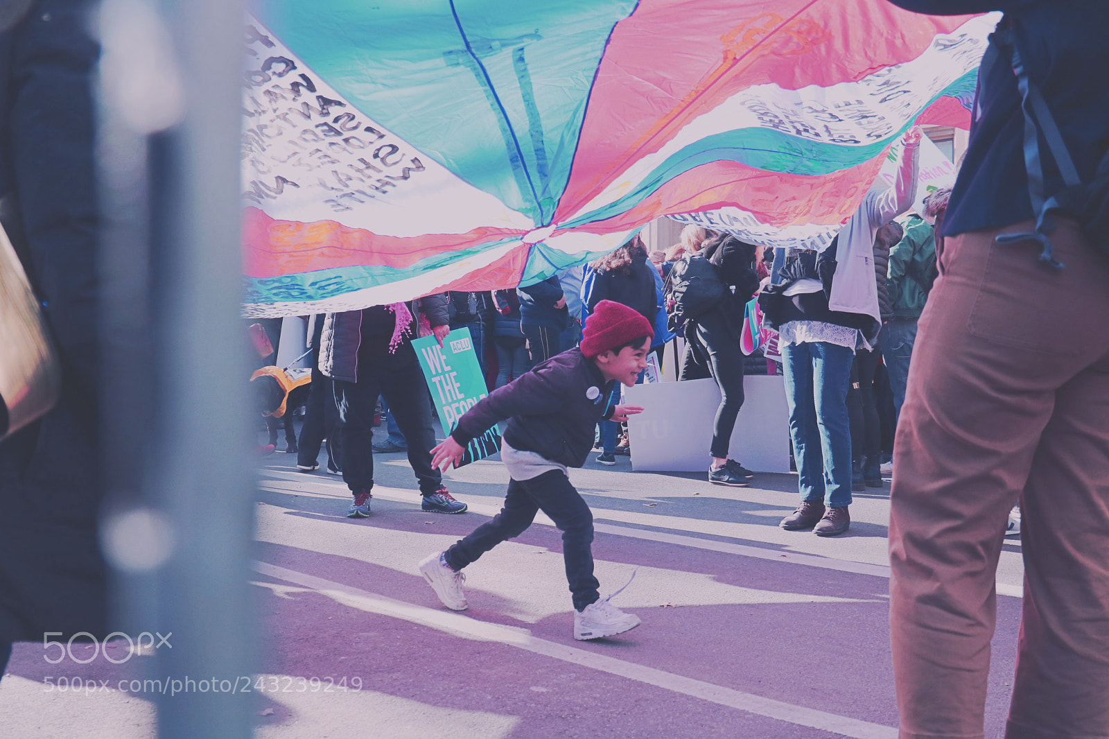Canon EOS 750D (EOS Rebel T6i / EOS Kiss X8i) sample photo. Little boy's color war photography