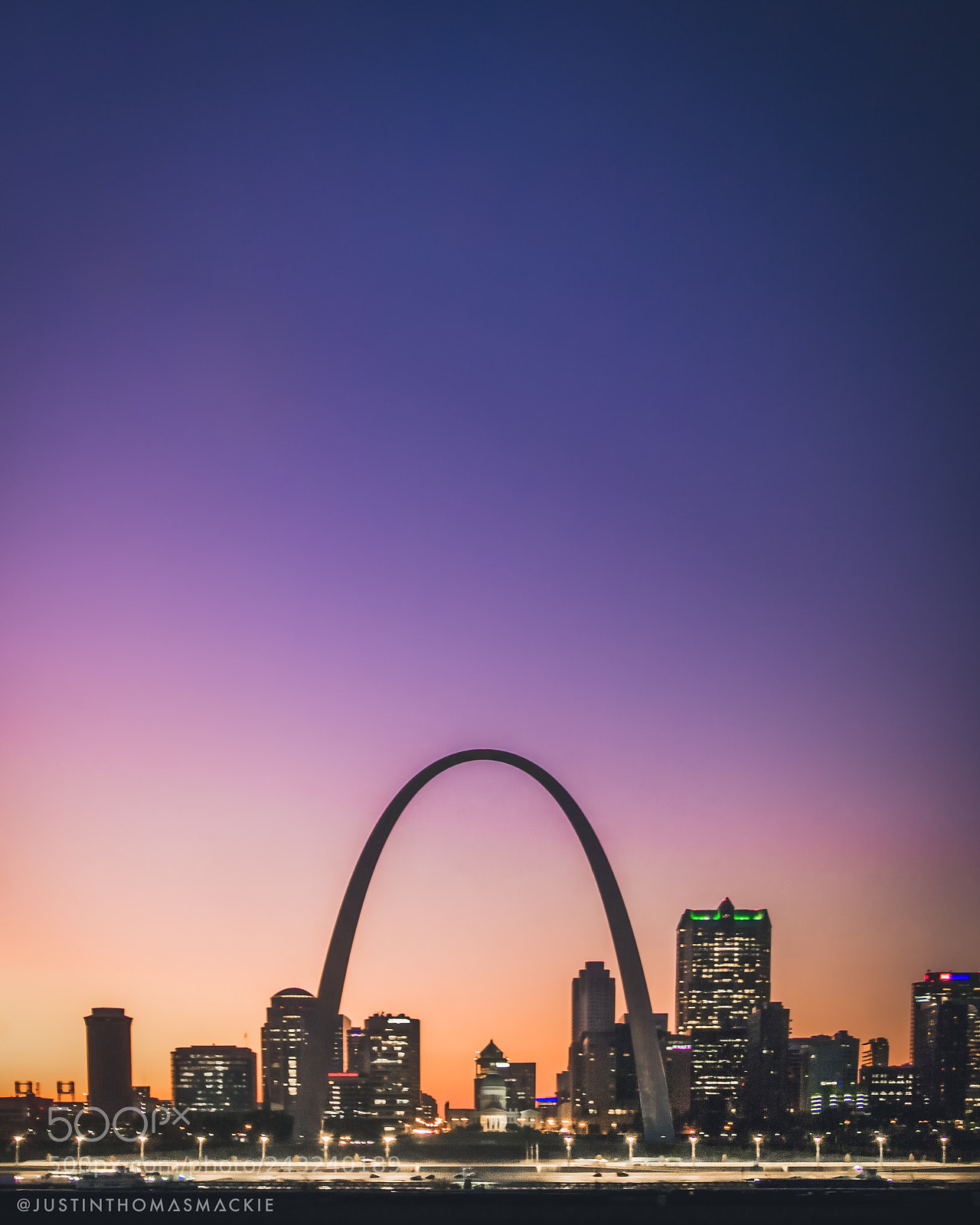 Olympus OM-D E-M5 sample photo. Gateway arch photography