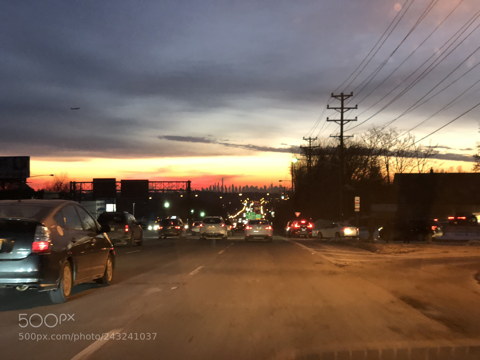 Apple iPhone X sample photo. Commute to work photography