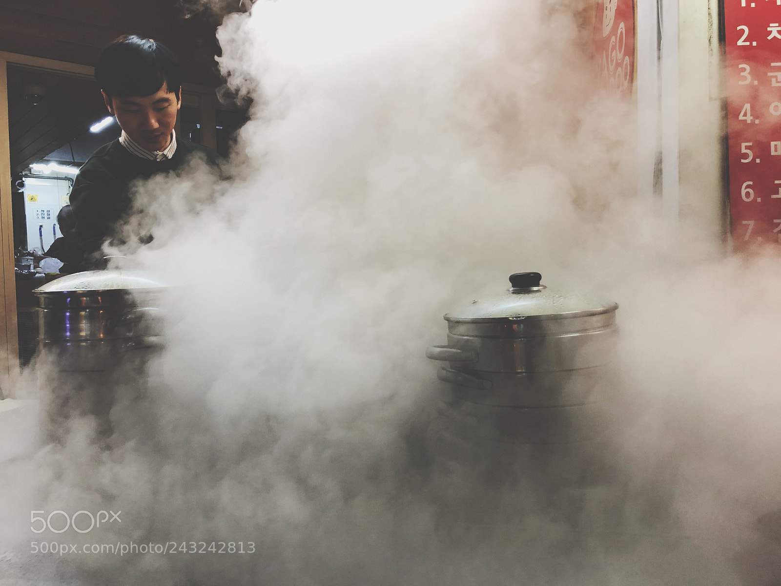 Apple iPhone X sample photo. Steamy seoul photography