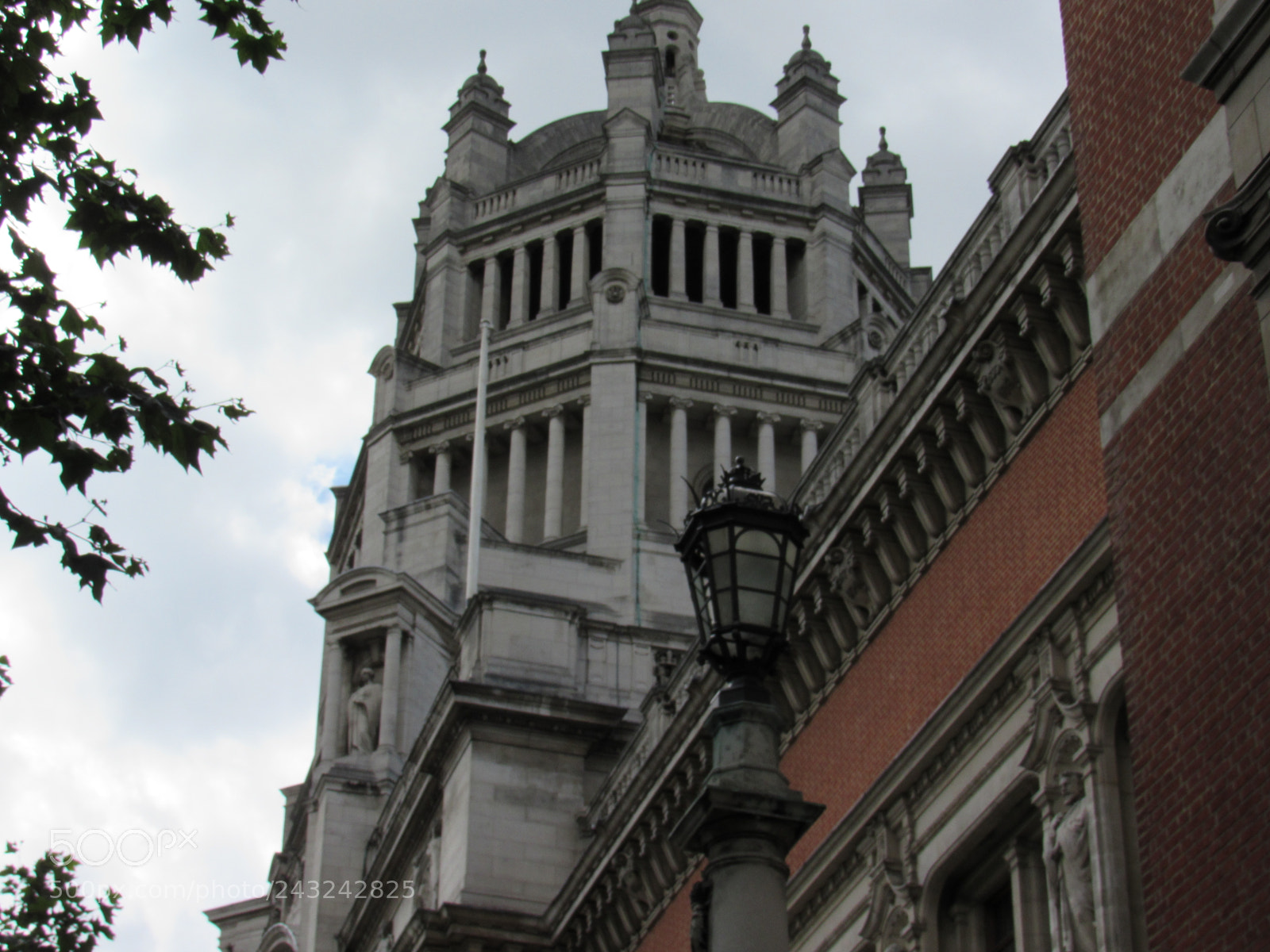 Canon PowerShot SX530 HS sample photo. Victoria and albert museum photography