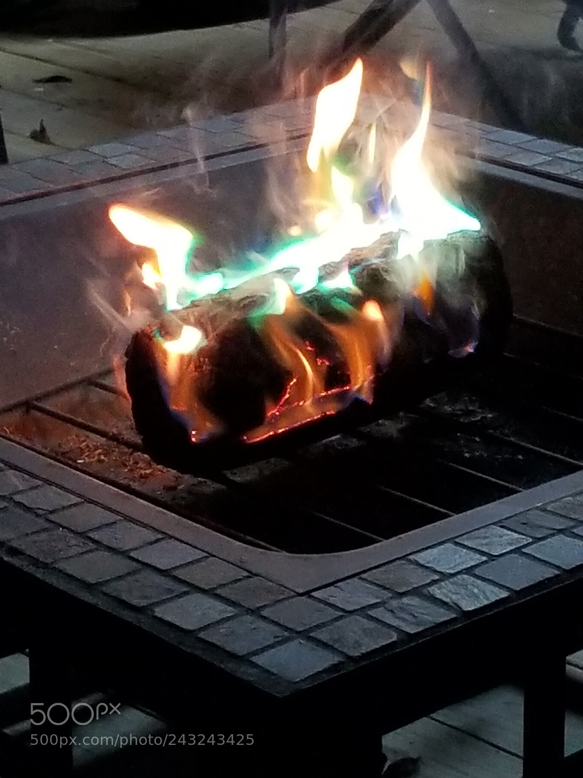 Samsung Galaxy S8+ sample photo. Crisp night and cold photography