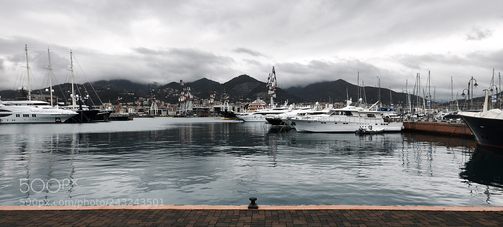 Panasonic Lumix DMC-LX100 sample photo. Marina di genova photography