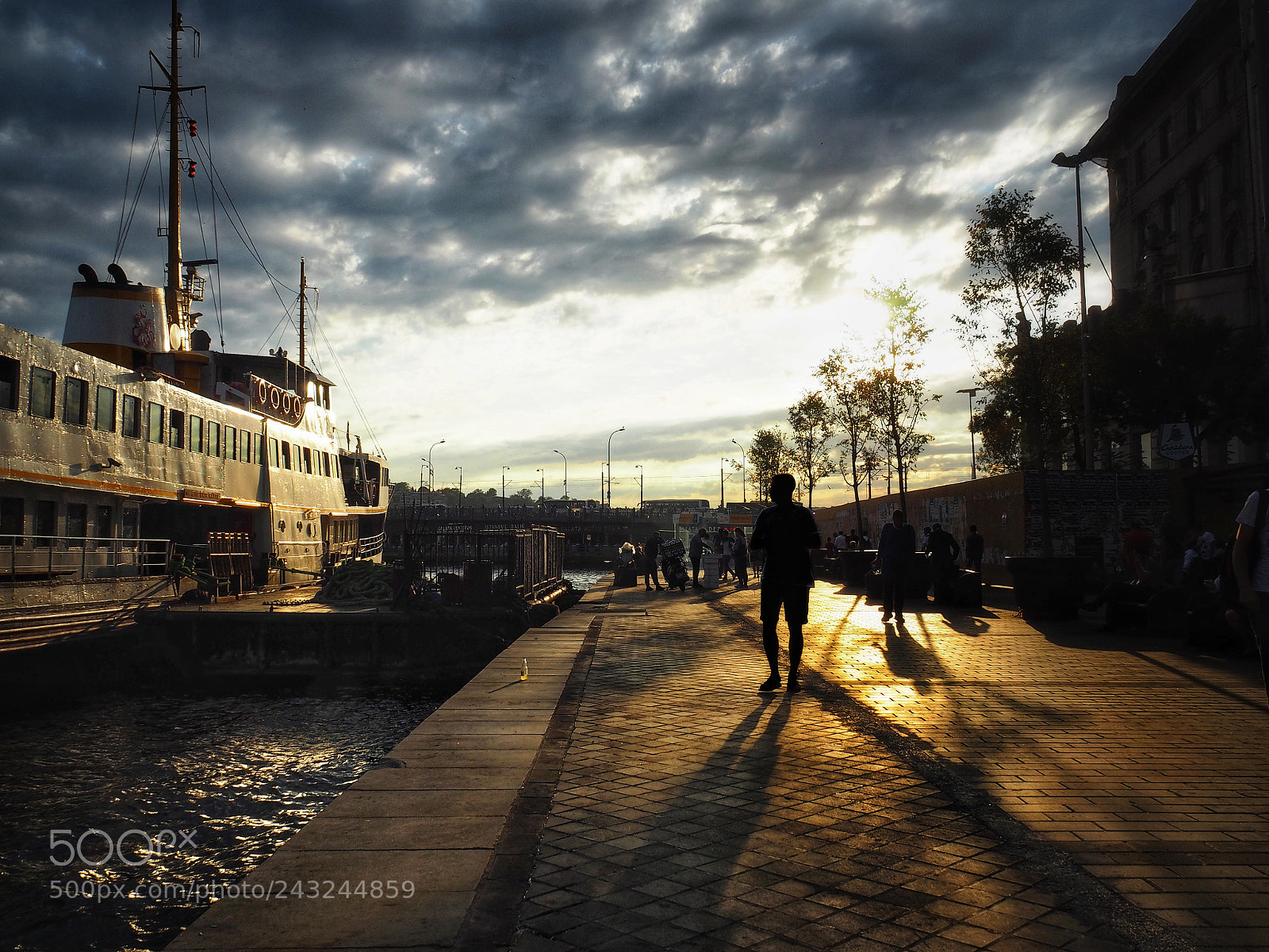 Olympus OM-D E-M10 sample photo. Bosporus evening photography