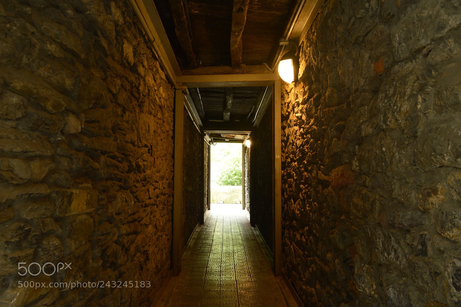 Nikon D3200 sample photo. Callejon en tolosa photography