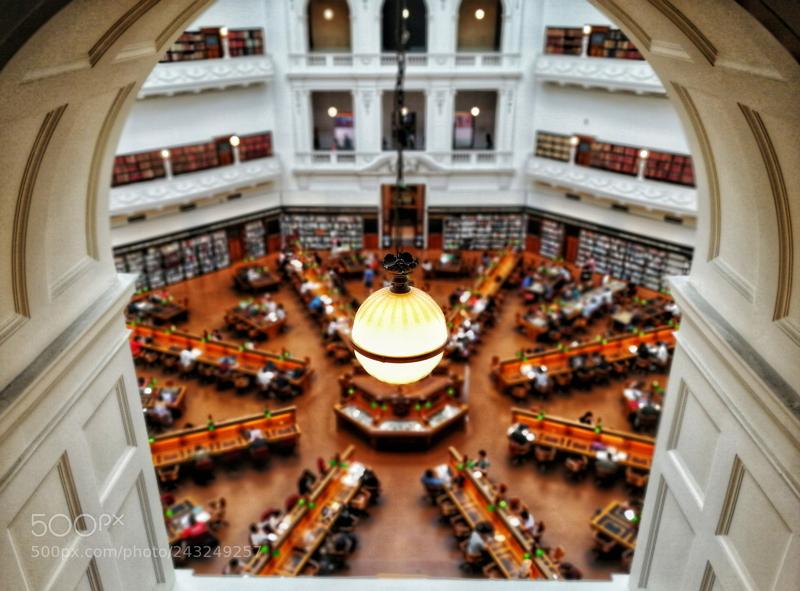 HUAWEI Honor 9 sample photo. State library of victoria photography