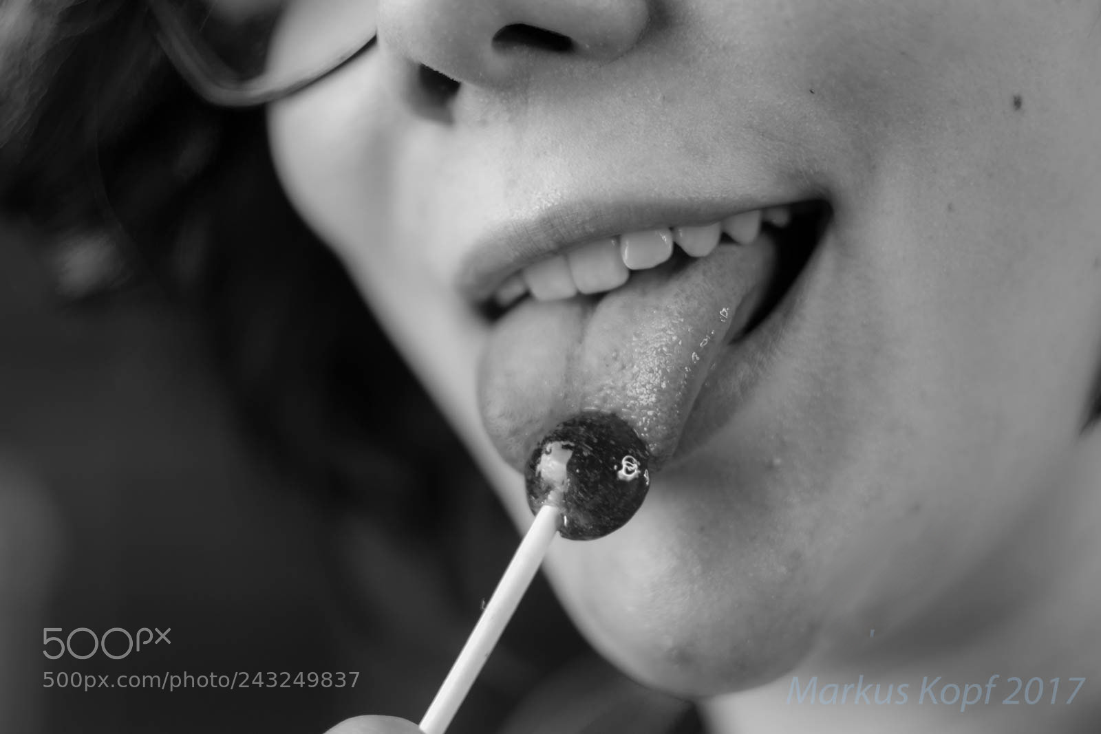 Nikon D3100 sample photo. Tounge out photography