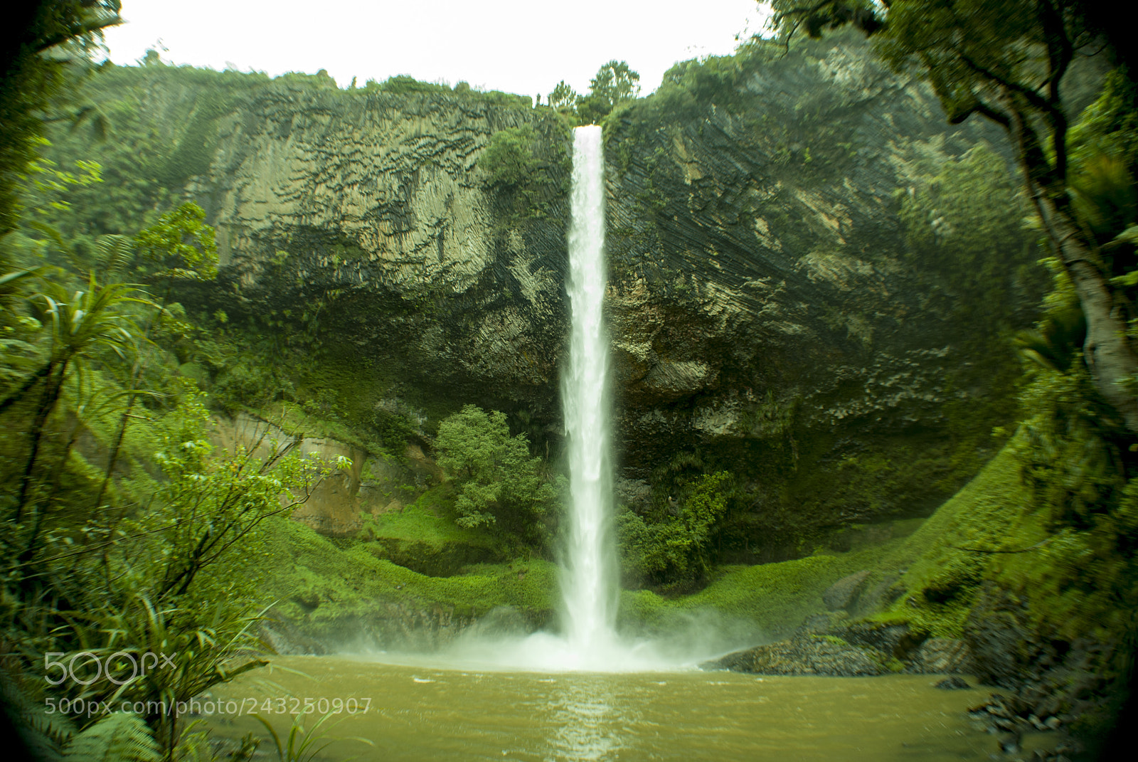 Nikon D3000 sample photo. Bridal veil falls photography